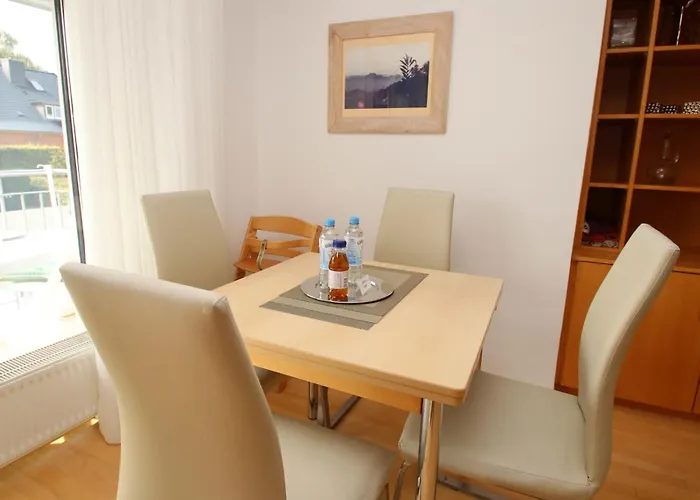 Alfred-hagelstein-strasse, 159 * Lübeck